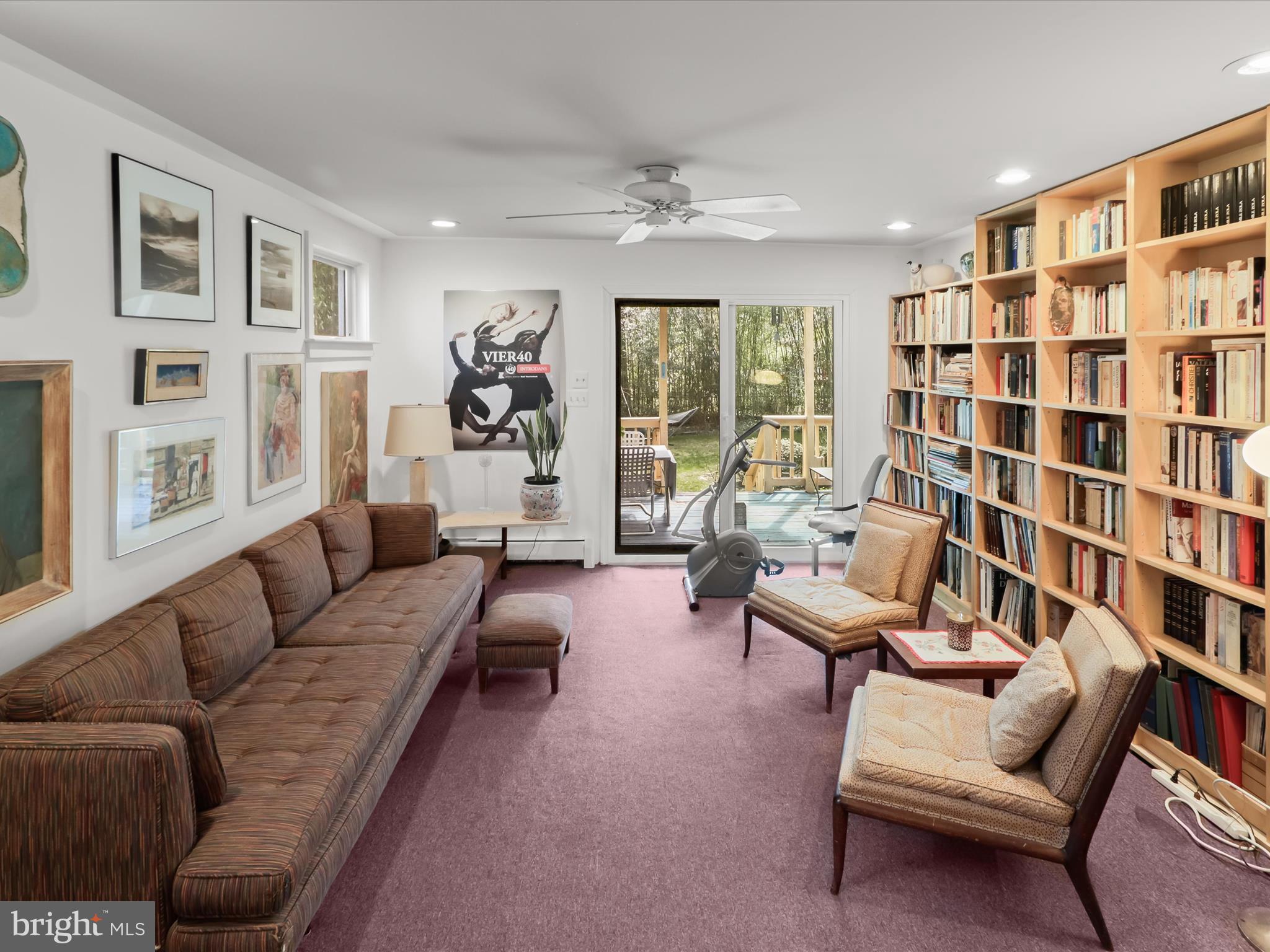 4611 Amherst Road College Park, MD 20740 - Photo 13 of 59 Family Room