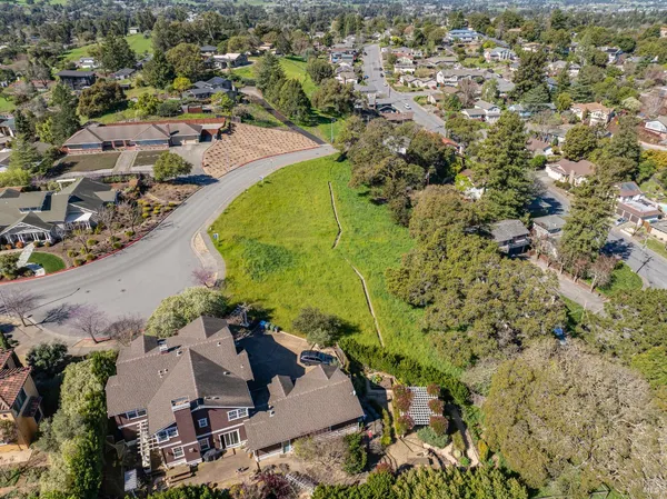 $509,000 | 513 Larch Drive, Petaluma, CA 94952