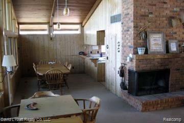 8796 Crescent Beach Road Pigeon, MI 48755 - Photo 19 of 21 8796CrescentBcLiv2