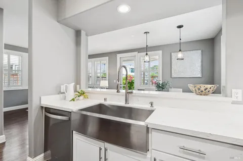 $825,000 | 117 Grayson Way, Healdsburg, CA 95448