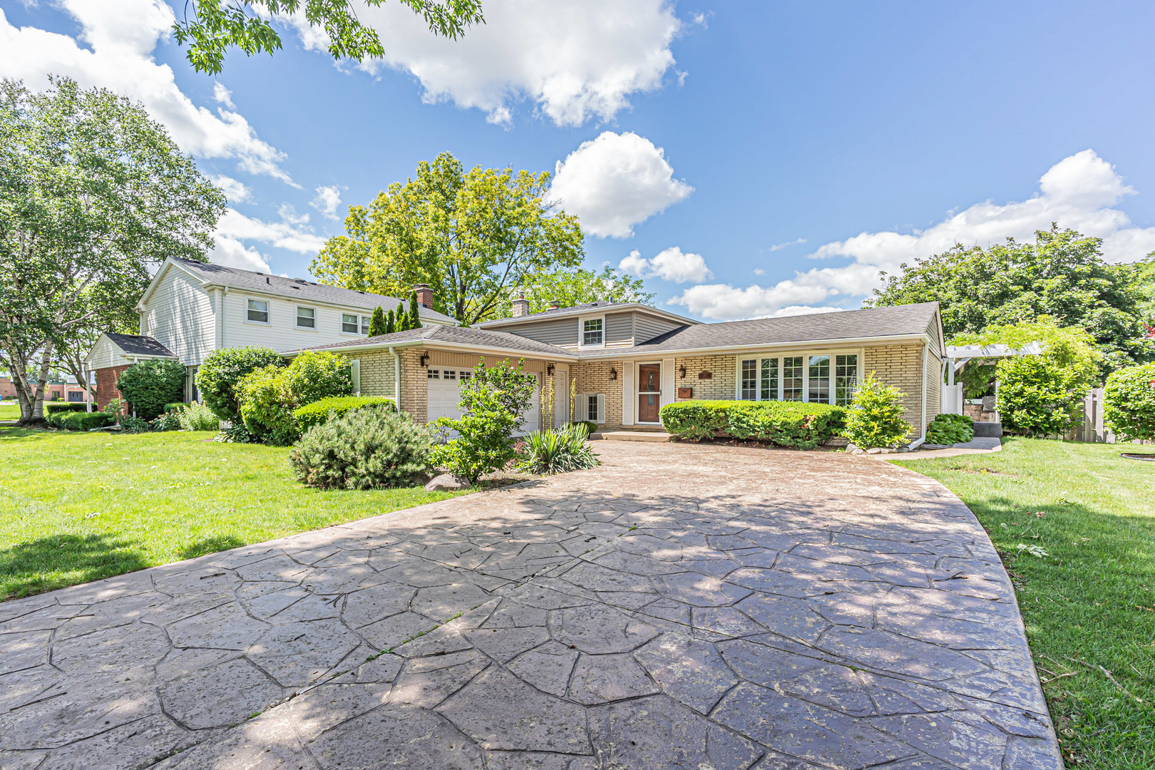 210 West Pickwick Road Arlington Heights, IL 60005 - Photo 34 of 35