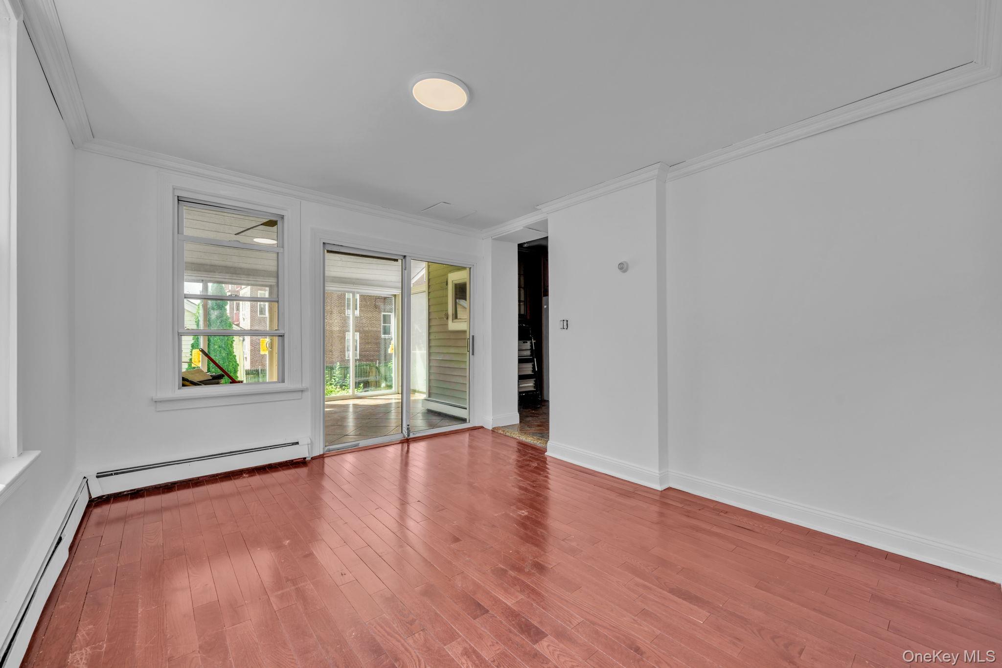 38 Trinity Place New Rochelle, NY 10805 - Photo 10 of 50