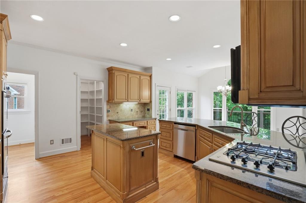 1430 Chadberry Way Lawrenceville, GA 30043 - Photo 7 of 54