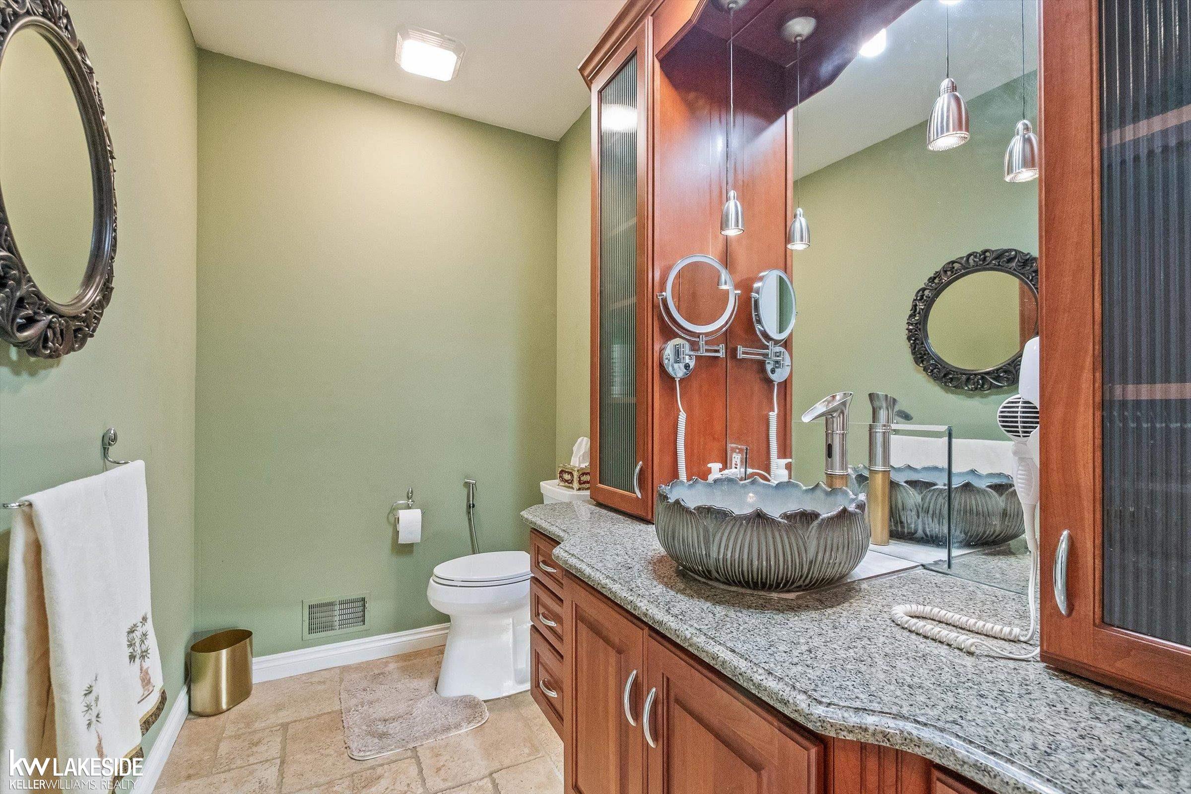 6120 Evanswood Road Troy, MI 48085 - Photo 26 of 63