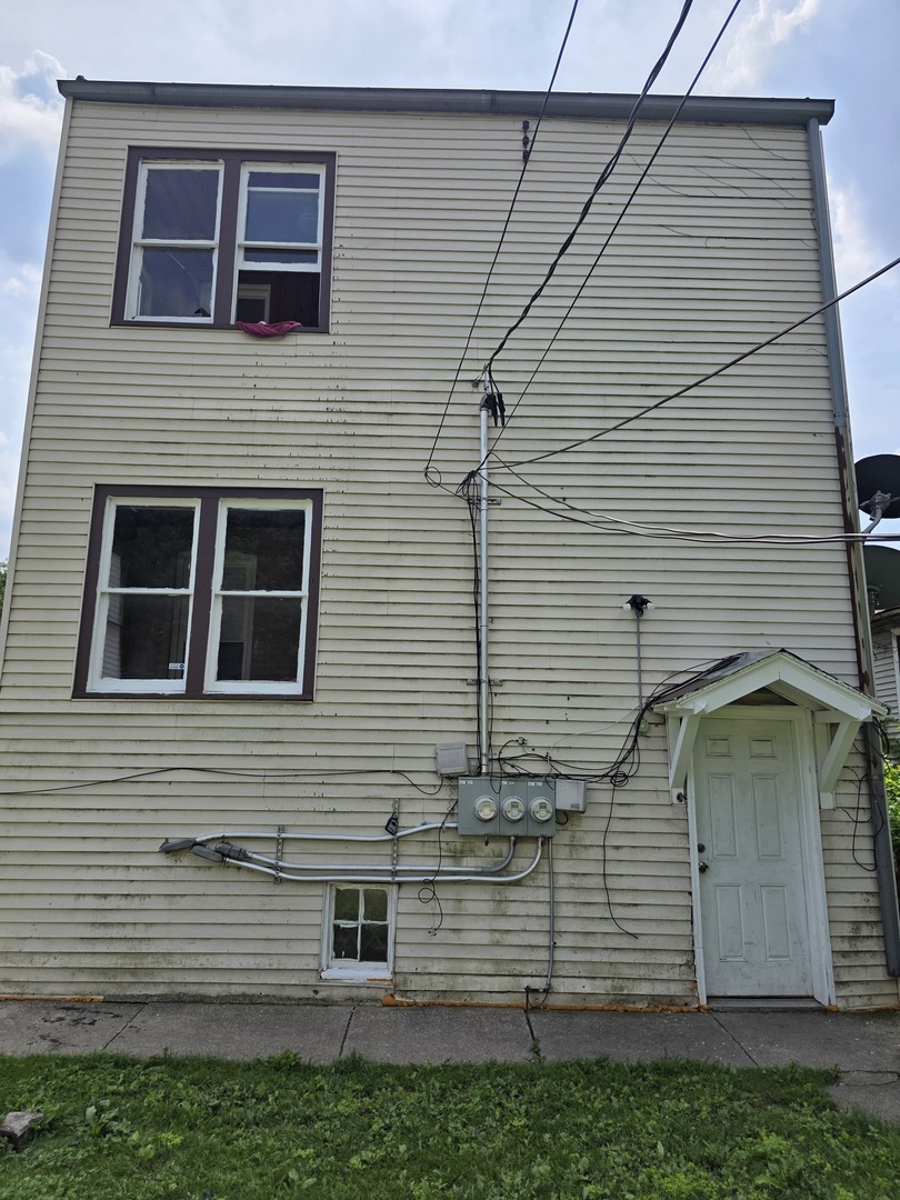 124 East 110th Street Chicago, IL 60628 - Photo 11 of 16