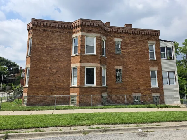 $215,000 | 124 East 110th Street, Chicago, IL 60628