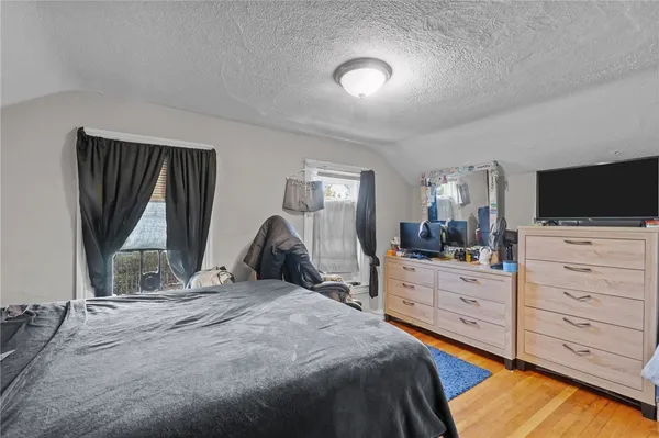 $479,000 | 50 Jefferson Avenue, Pawtucket, RI 02860