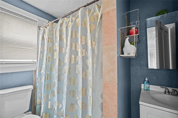 $479,000 | 50 Jefferson Avenue, Pawtucket, RI 02860