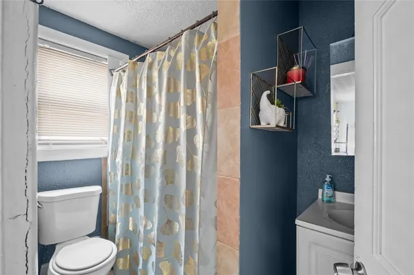 $479,000 | 50 Jefferson Avenue, Pawtucket, RI 02860