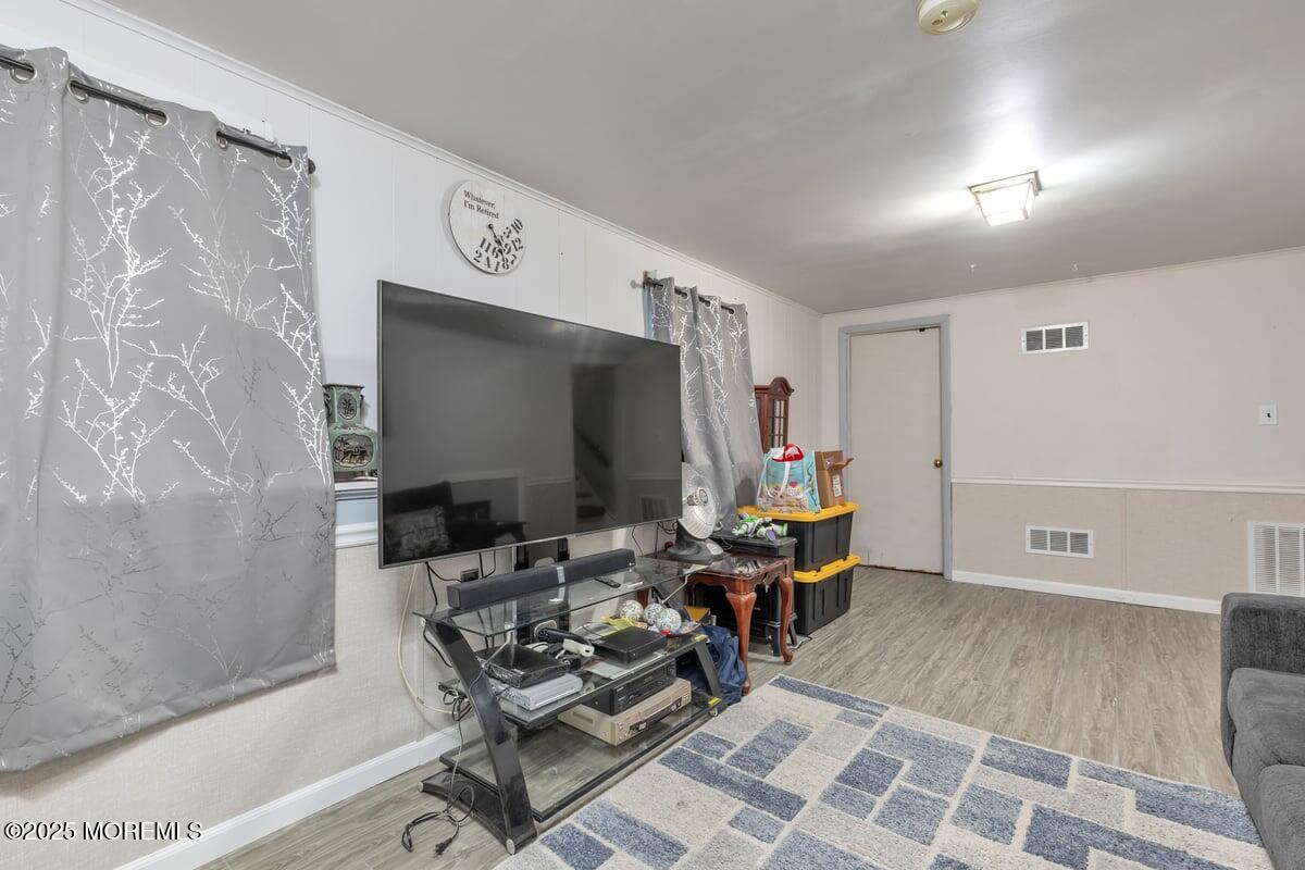 672 Hopping Road Belford, NJ 07718 - Photo 8 of 10 Family Room