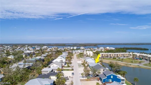 $968,000 | 21671 Indian Bayou Drive, Unit 673, Fort Myers Beach, FL 33931