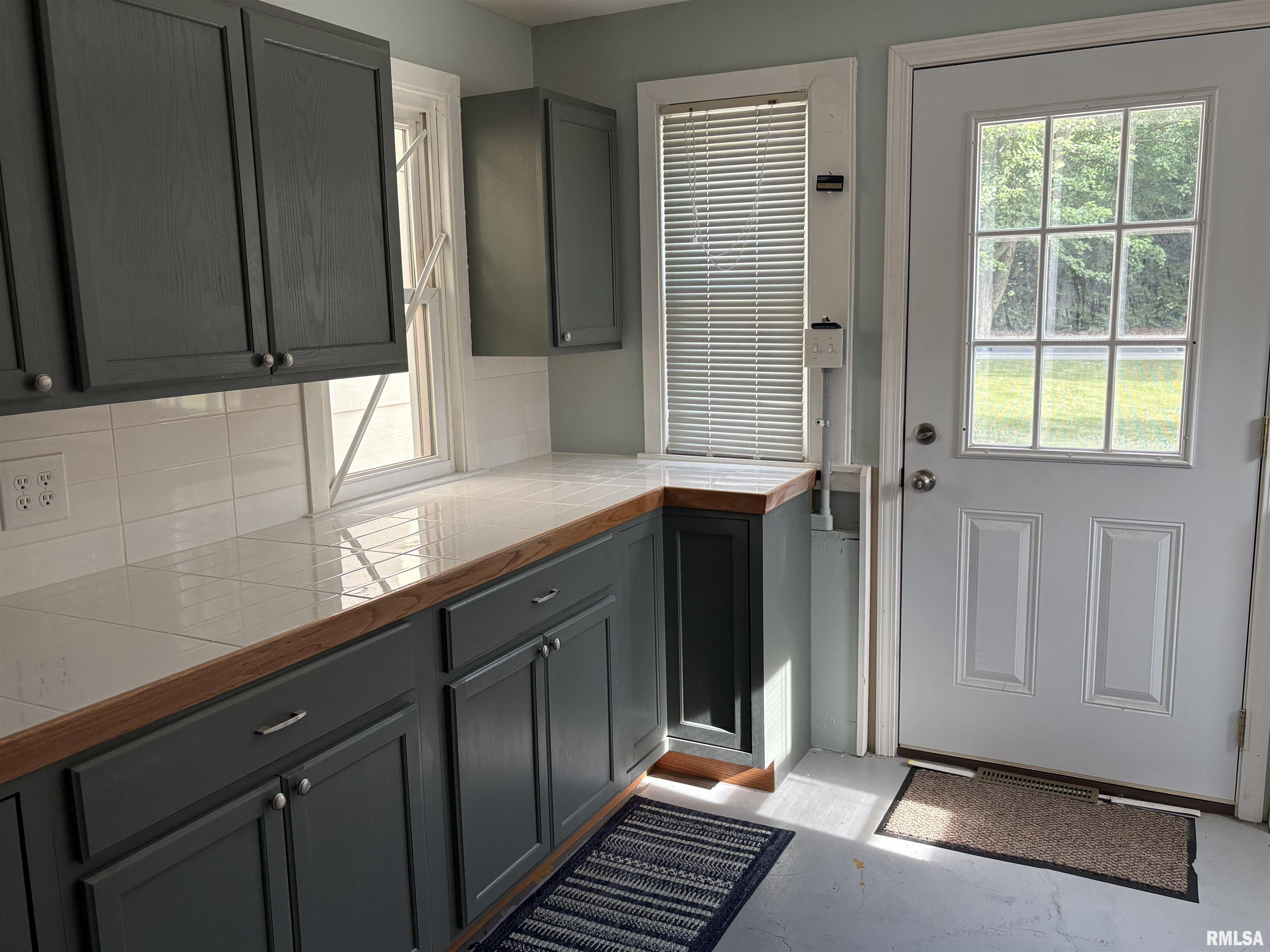 22605 Veterans Road Morton, IL 61550 - Photo 5 of 11