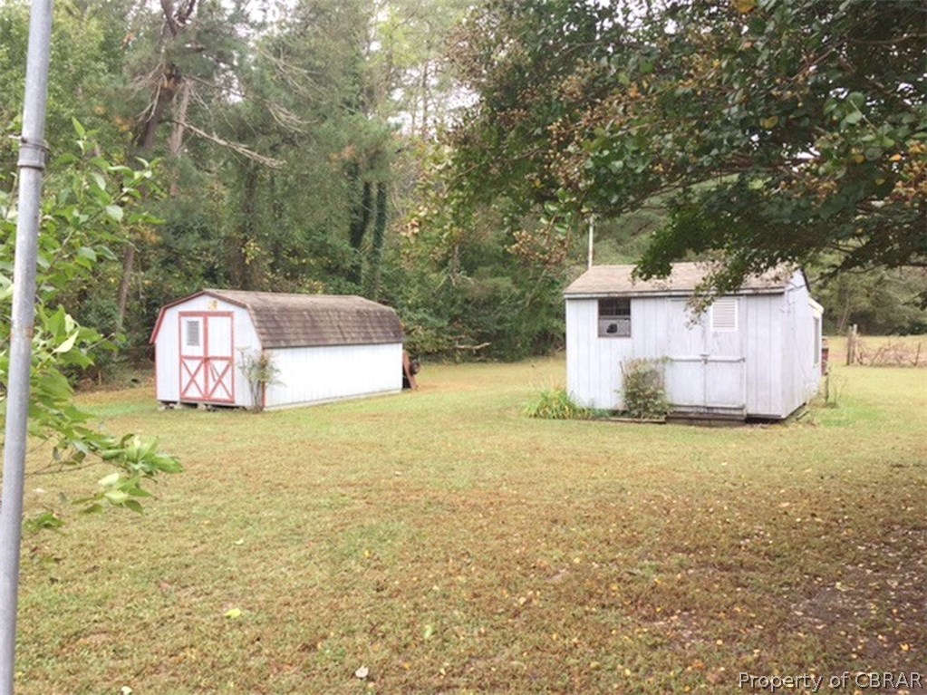 893 Kates Neck Road Locust Hill, VA 23092 - Photo 15 of 15 Storage buildings