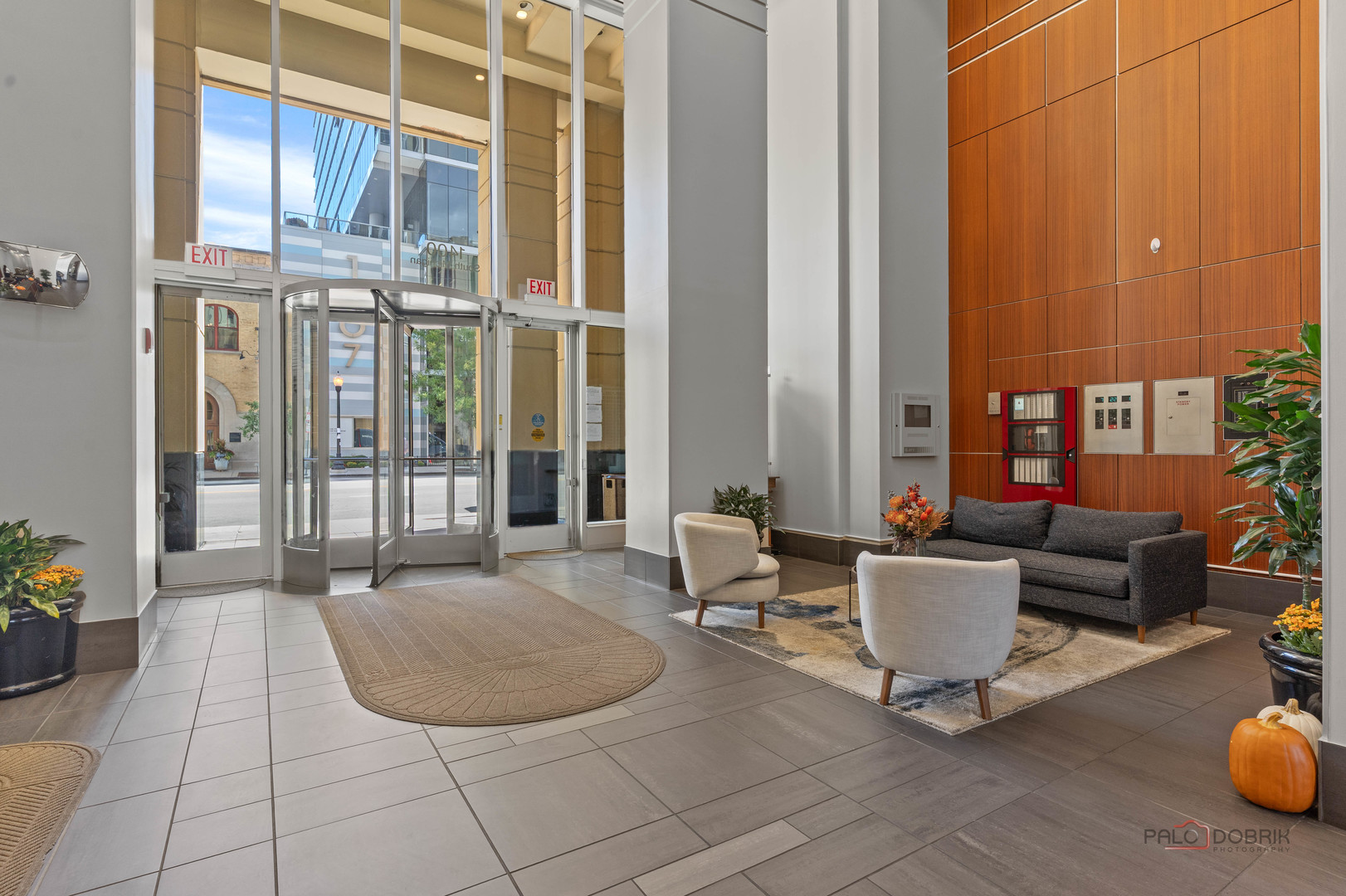 1400 South Michigan Avenue, Unit 1404 Chicago, IL 60605 - Photo 2 of 26 a view of a patio with couches and potted plants