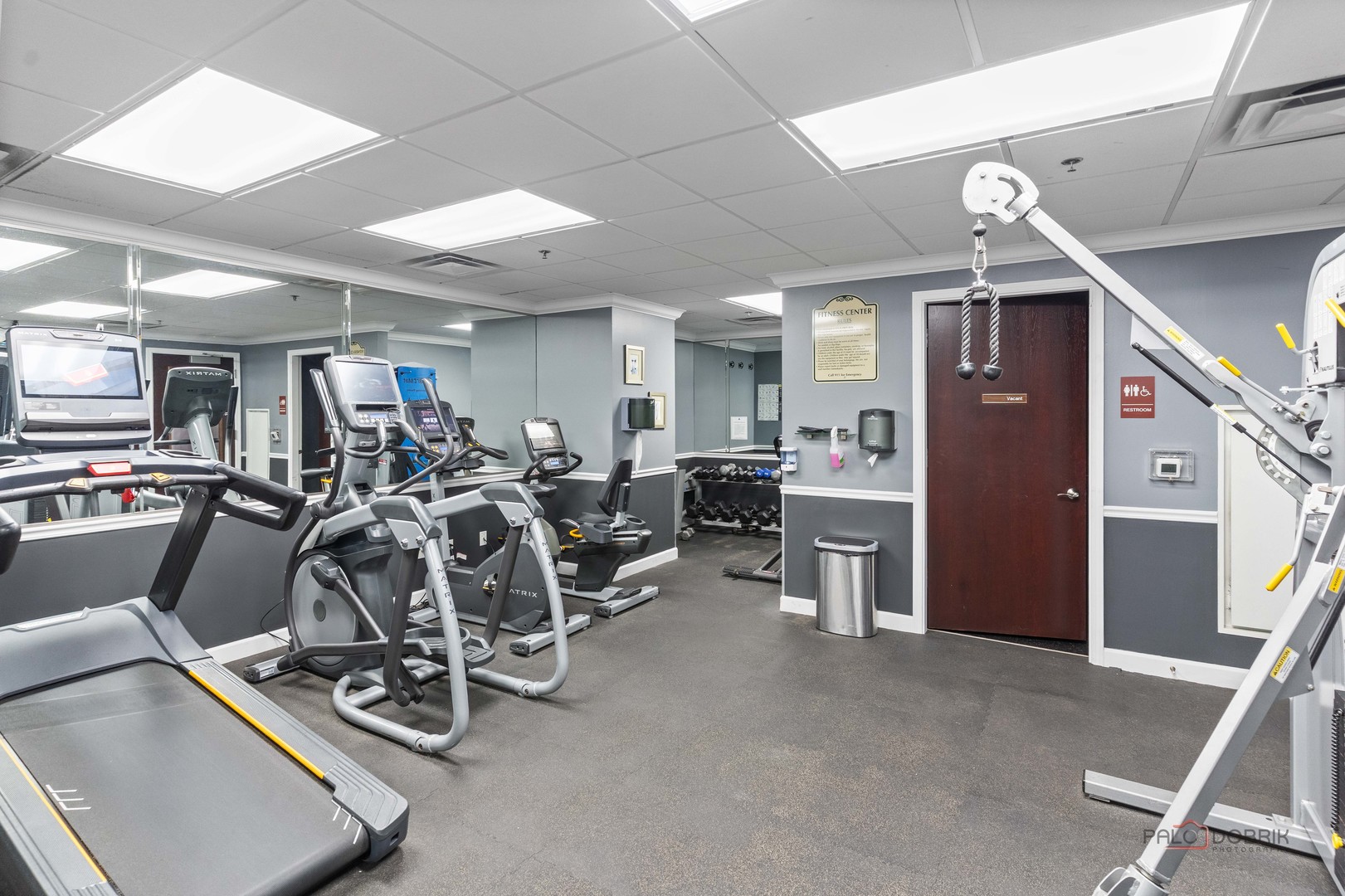1400 South Michigan Avenue, Unit 1404 Chicago, IL 60605 - Photo 24 of 26 a view of a room with gym equipment