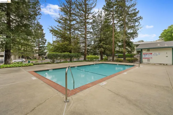 $310,000 | 5425 Concord Boulevard, Unit A4, Concord, CA 94521