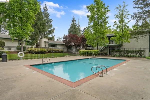 $310,000 | 5425 Concord Boulevard, Unit A4, Concord, CA 94521