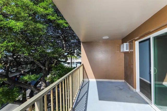 $340,000 | 1415 Liholiho Street, Unit 401, Honolulu, HI 96822