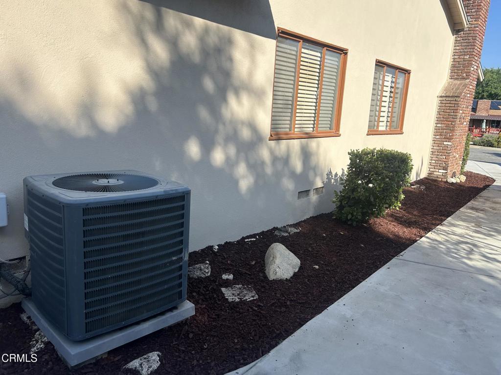 1305 Solita Road Pasadena, CA 91103 - Photo 25 of 33