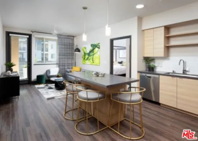 $2,973 | 1910 Union Street, Unit 1055, Anaheim, CA 92805