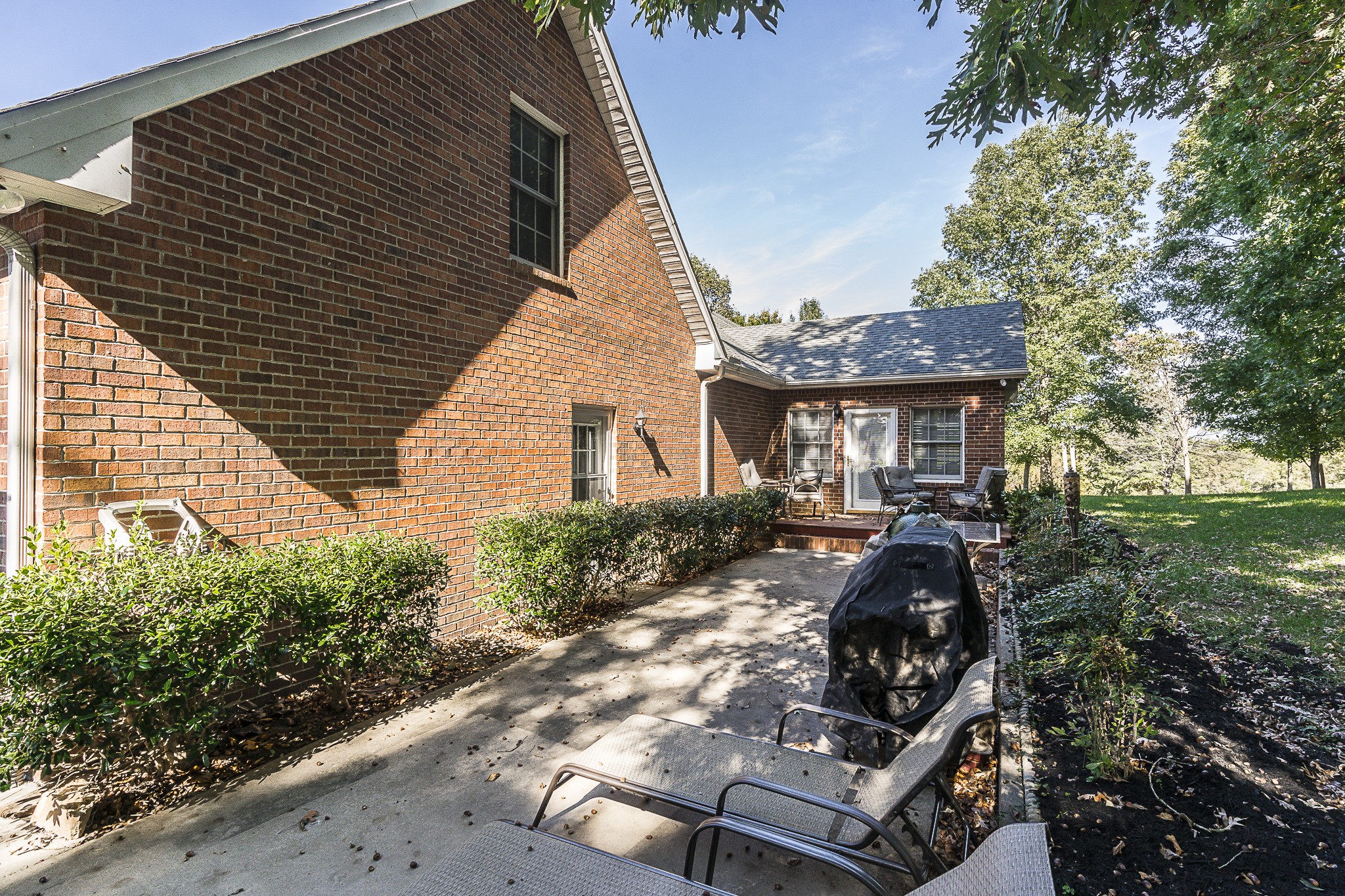 182 Calvert Ridge Road Westmoreland, TN 37186 - Photo 39 of 50 a view of backyard of house with outdoor seating
