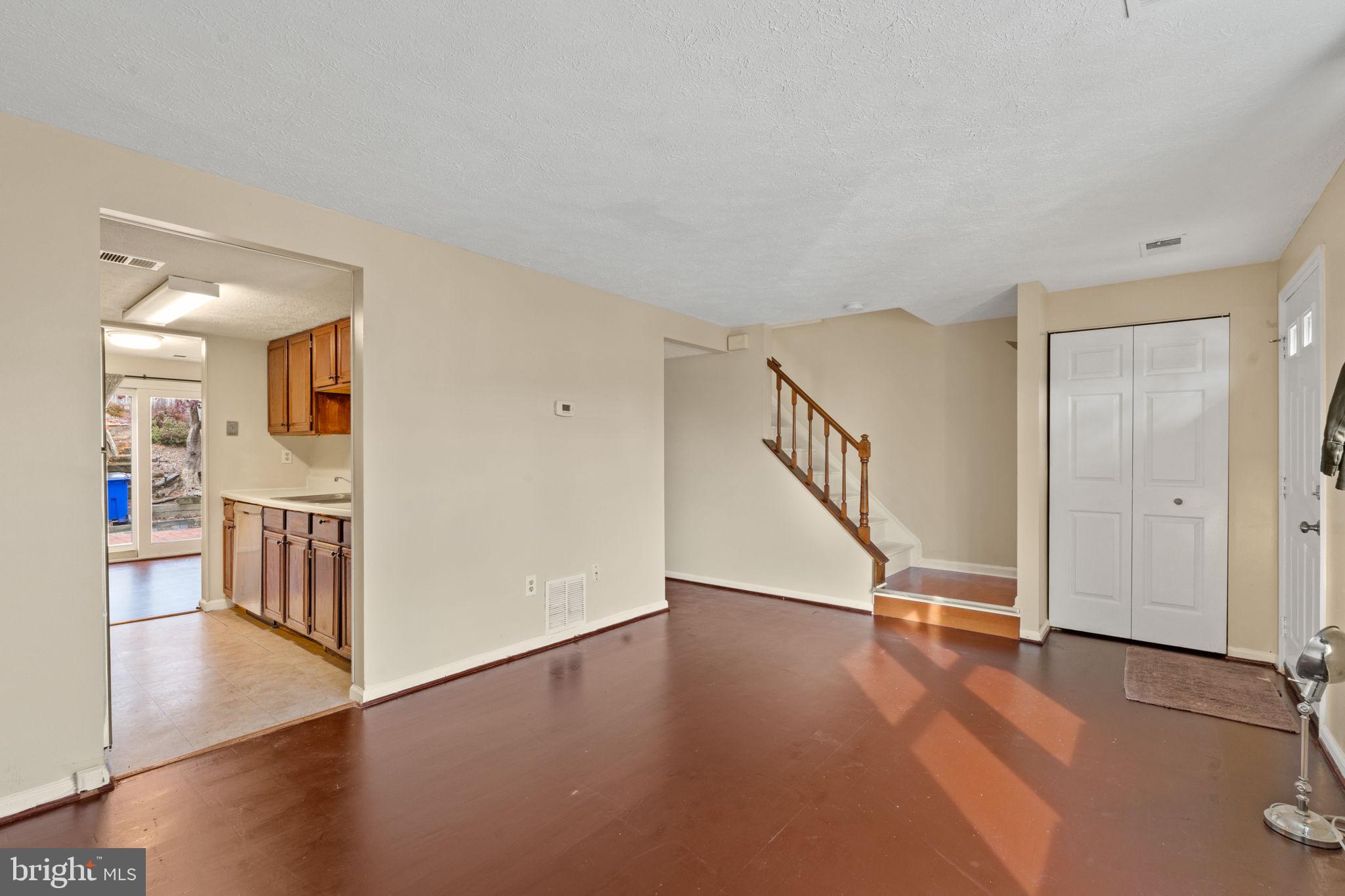 22 Shelldrake Court Damascus, MD 20872 - Photo 8 of 35