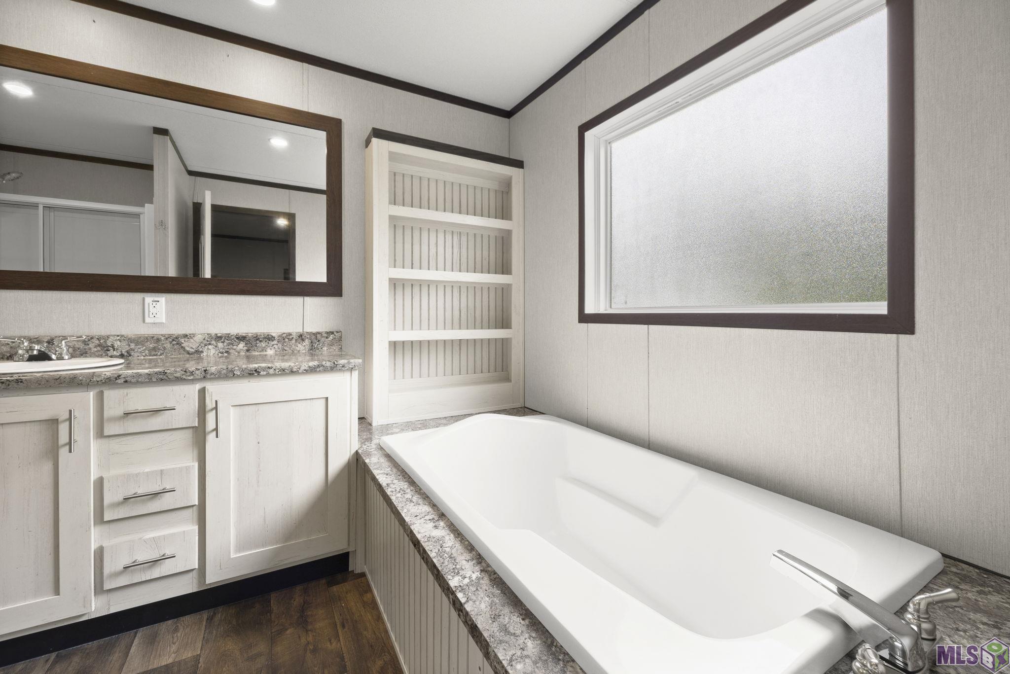 44041 Tom Road St. Amant, LA 70774 - Photo 6 of 14