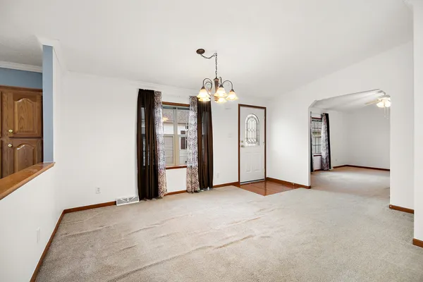 $124,900 | 848 Aspen Drive, Manteno, IL 60950