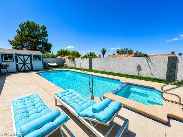 $2,600 | 493 Chelsea Drive, Henderson, NV 89014