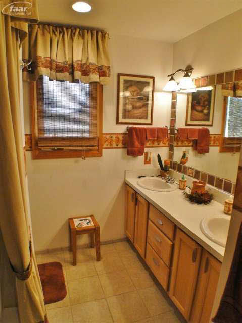 12509 Lapeer Road Davison, MI 48423 - Photo 21 of 45 20413161-20.JPG