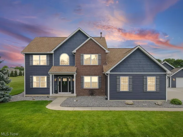 $899,000 | 19137 Landing Lane, Columbia Station, OH 44028