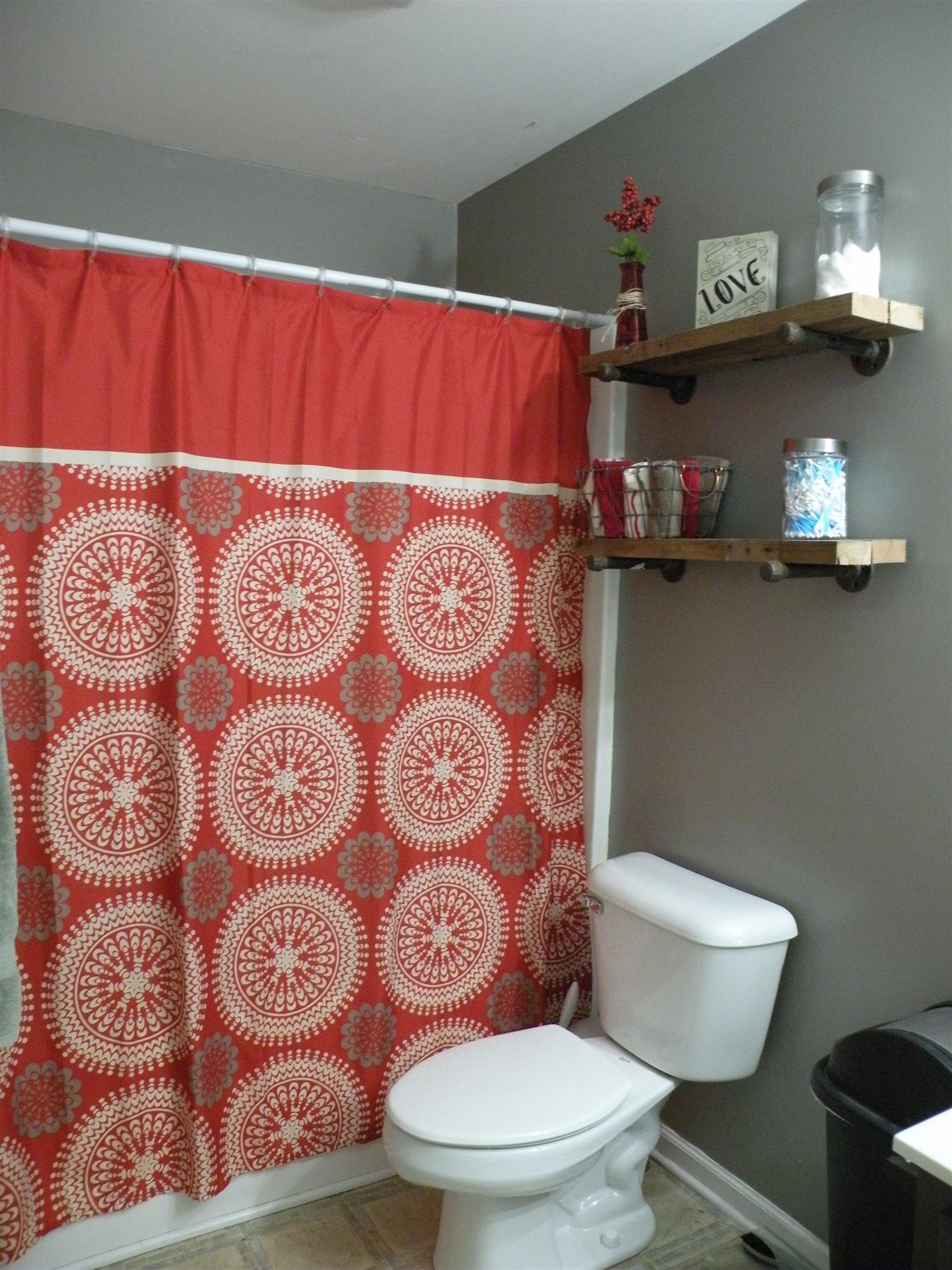 183 Lear Road Portland, TN 37148 - Photo 20 of 30 a bathroom with a toilet and a sink