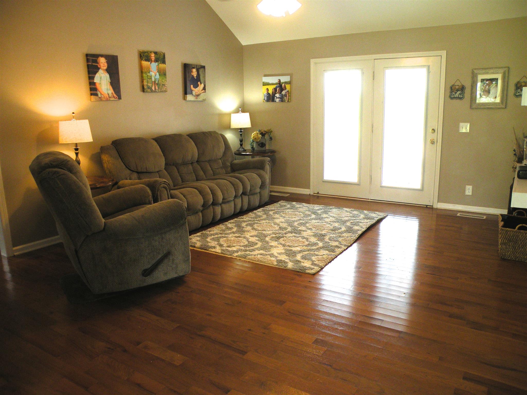 183 Lear Road Portland, TN 37148 - Photo 8 of 30 a living room with couch and a window