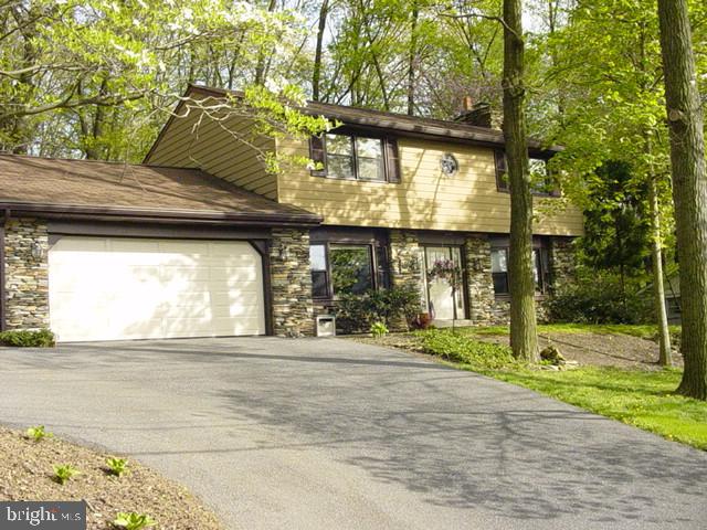 987 Nissley Road Lancaster, PA 17601 - Photo 1 of 15 Gallery Image 1