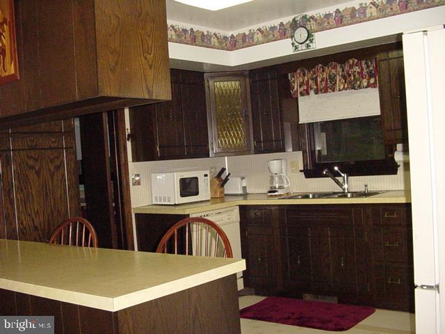 987 Nissley Road Lancaster, PA 17601 - Photo 6 of 15 Gallery Image 6