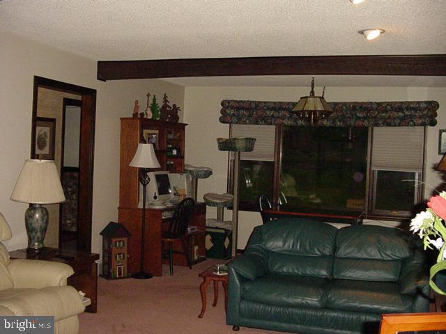 987 Nissley Road Lancaster, PA 17601 - Photo 9 of 15 Gallery Image 9