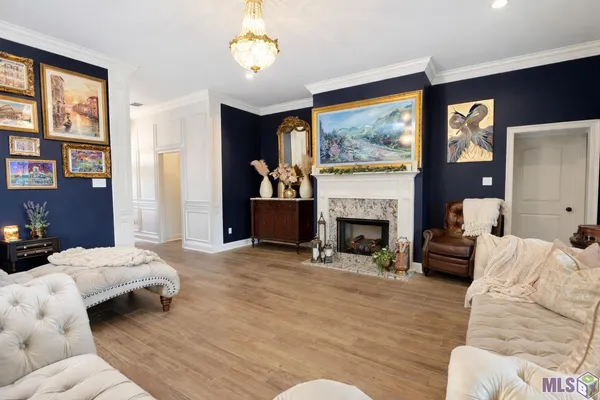 $365,000 | 126 Kingswood Avenue, Thibodaux, LA 70301