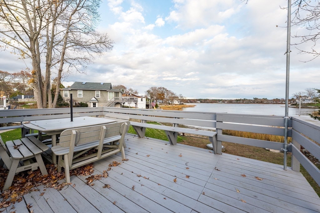 4 Ross Avenue Wareham, MA 02571 - Photo 21 of 39