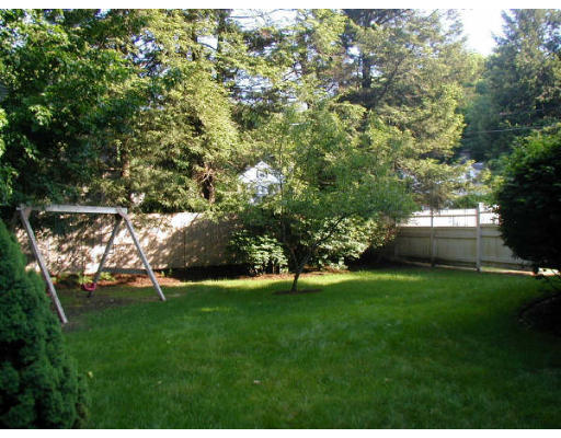 4 Grantland Road Wellesley, MA 02481 - Photo 2 of 8