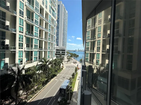 a view of multi story residential apartment building