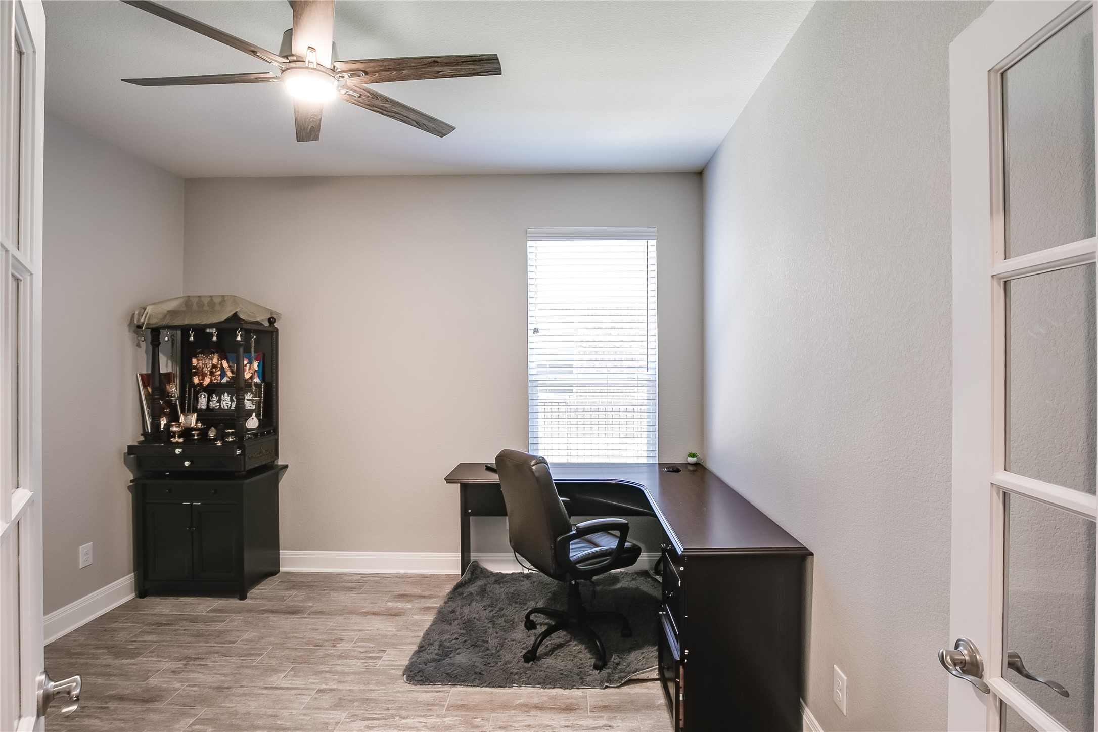 817 Desaix Drive Georgetown, TX 78628 - Photo 15 of 29