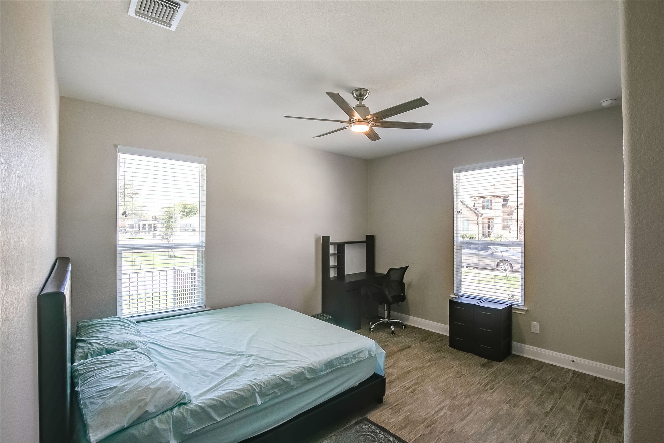 817 Desaix Drive Georgetown, TX 78628 - Photo 21 of 29