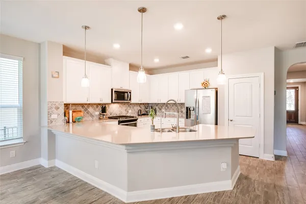 $2,200 | 817 Desaix Drive, Georgetown, TX 78628