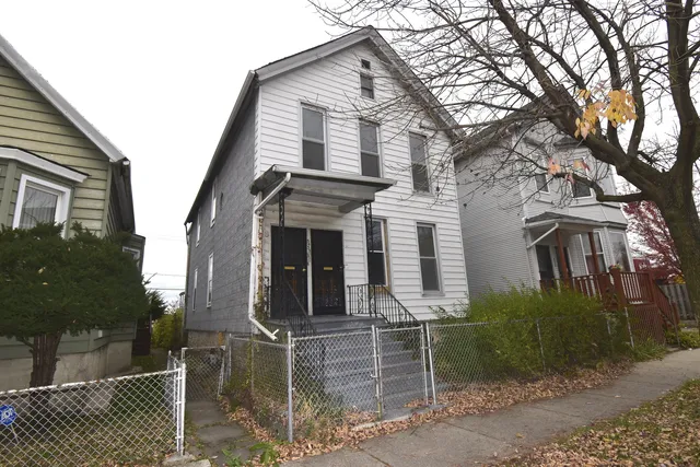 $129,900 | 5435 South Princeton Avenue, Chicago, IL 60609