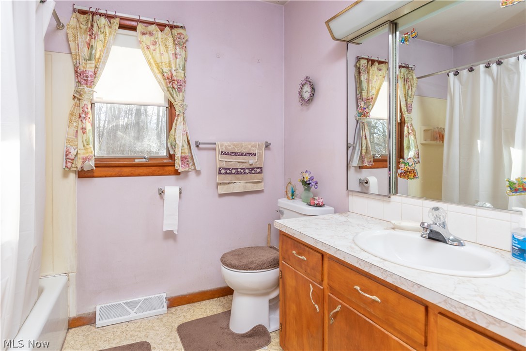 3773 Kibler Toot Road Southwest Warren, OH 44481 - Photo 7 of 13 Gallery Image 7