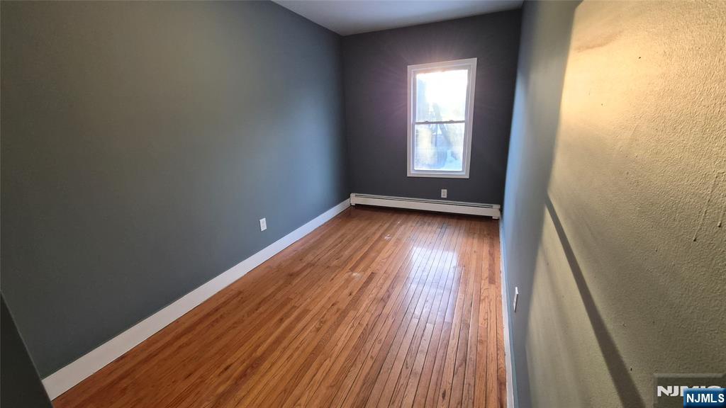 104 Wallington Avenue Wallington, NJ 07057 - Photo 15 of 20