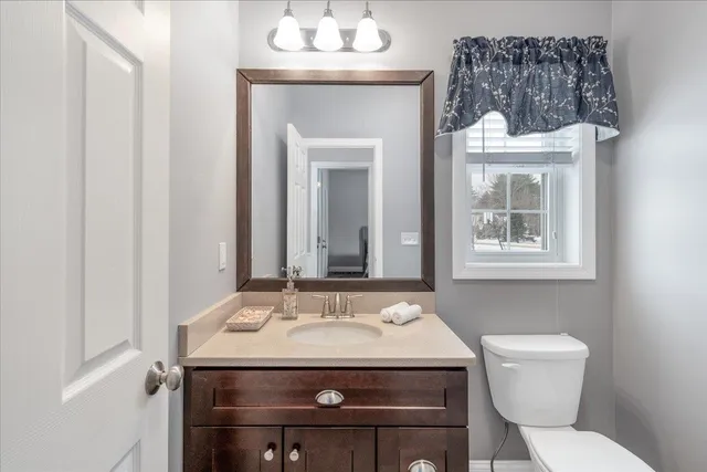 $700,000 | 18 Memory Lane, Loudon, NH 03307