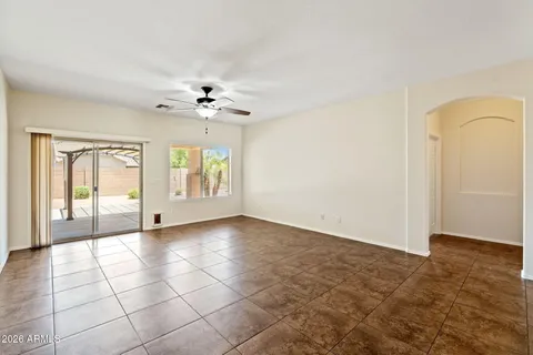 $525,000 | 2924 East Coconino Drive, Gilbert, AZ 85298