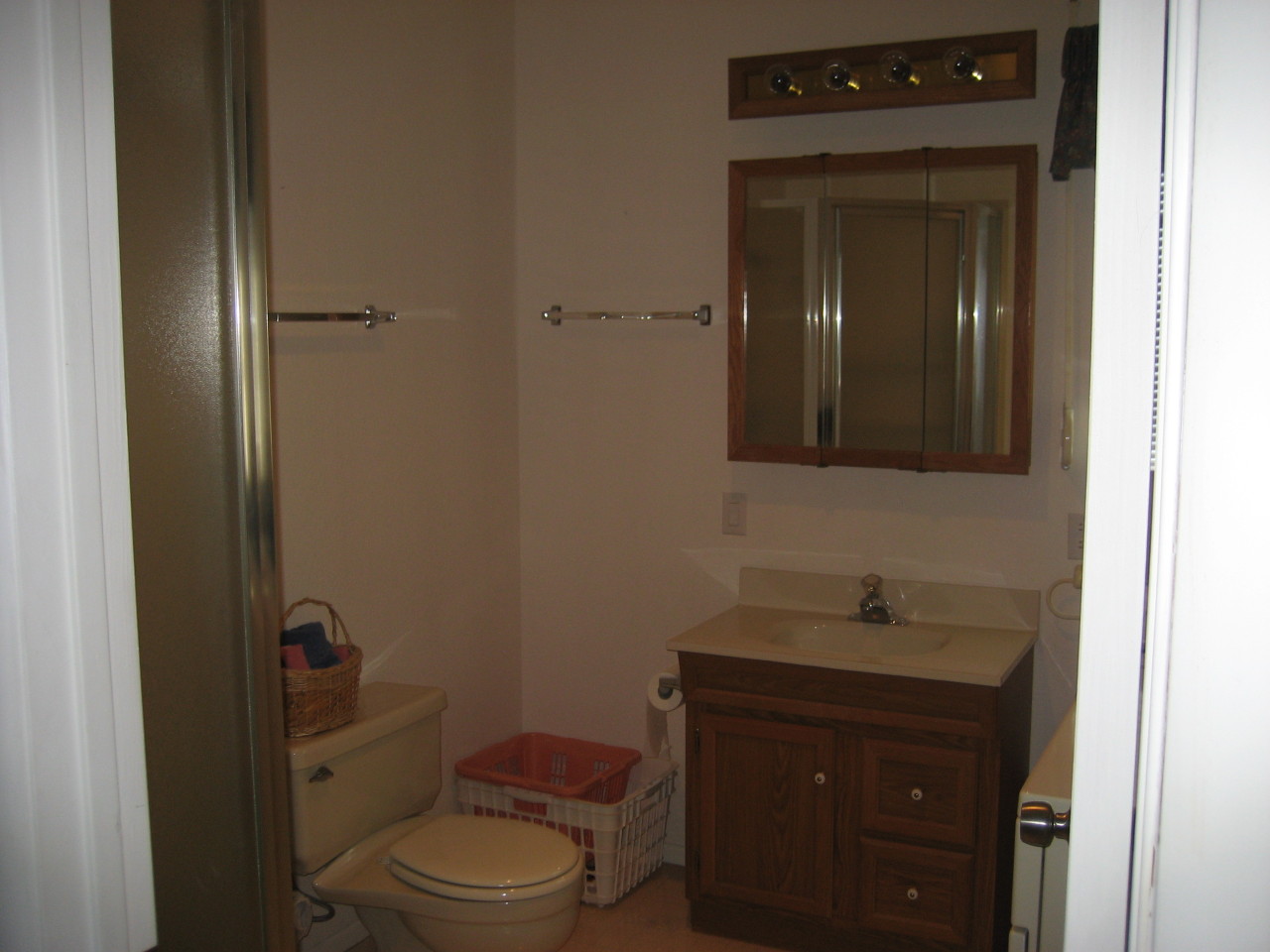 17200 West Bell Road, Unit 1191 Surprise, AZ 85374 - Photo 7 of 10 2nd Bath