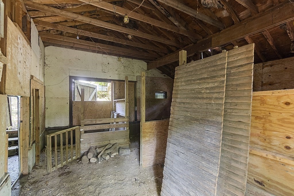 81 Hale Road Hubbardston, MA 01452 - Photo 30 of 36 Gallery Image 30